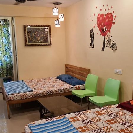 Godwill Kimo Guest House Seraulim 马尔冈 外观 照片