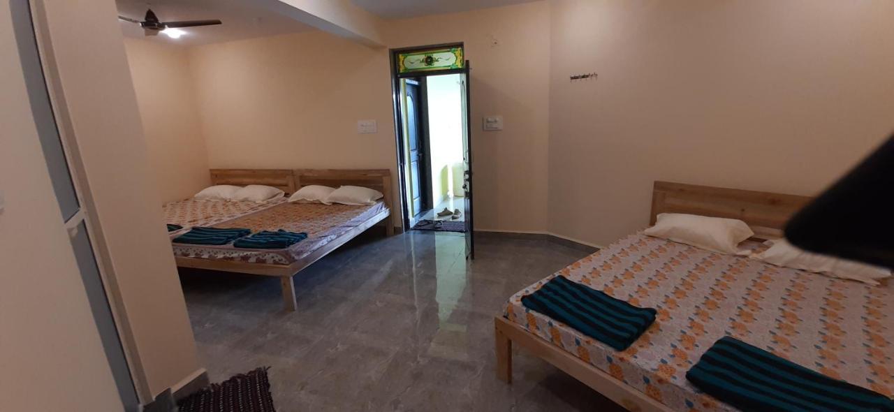 Godwill Kimo Guest House Seraulim 马尔冈 外观 照片