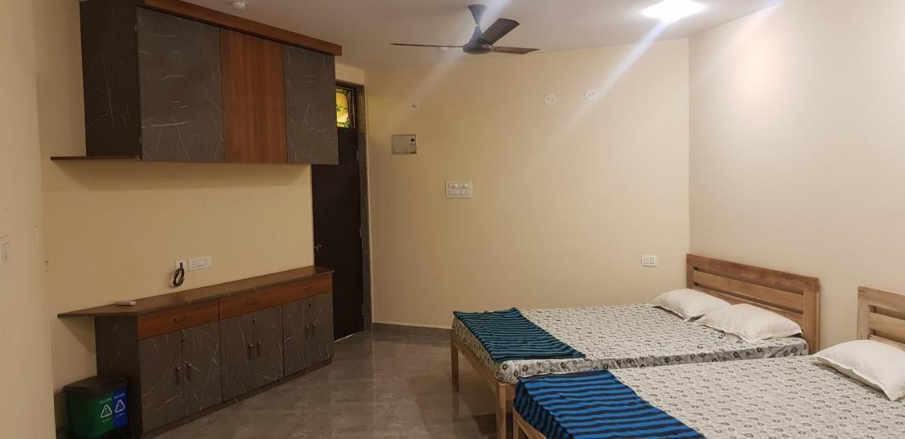 Godwill Kimo Guest House Seraulim 马尔冈 外观 照片