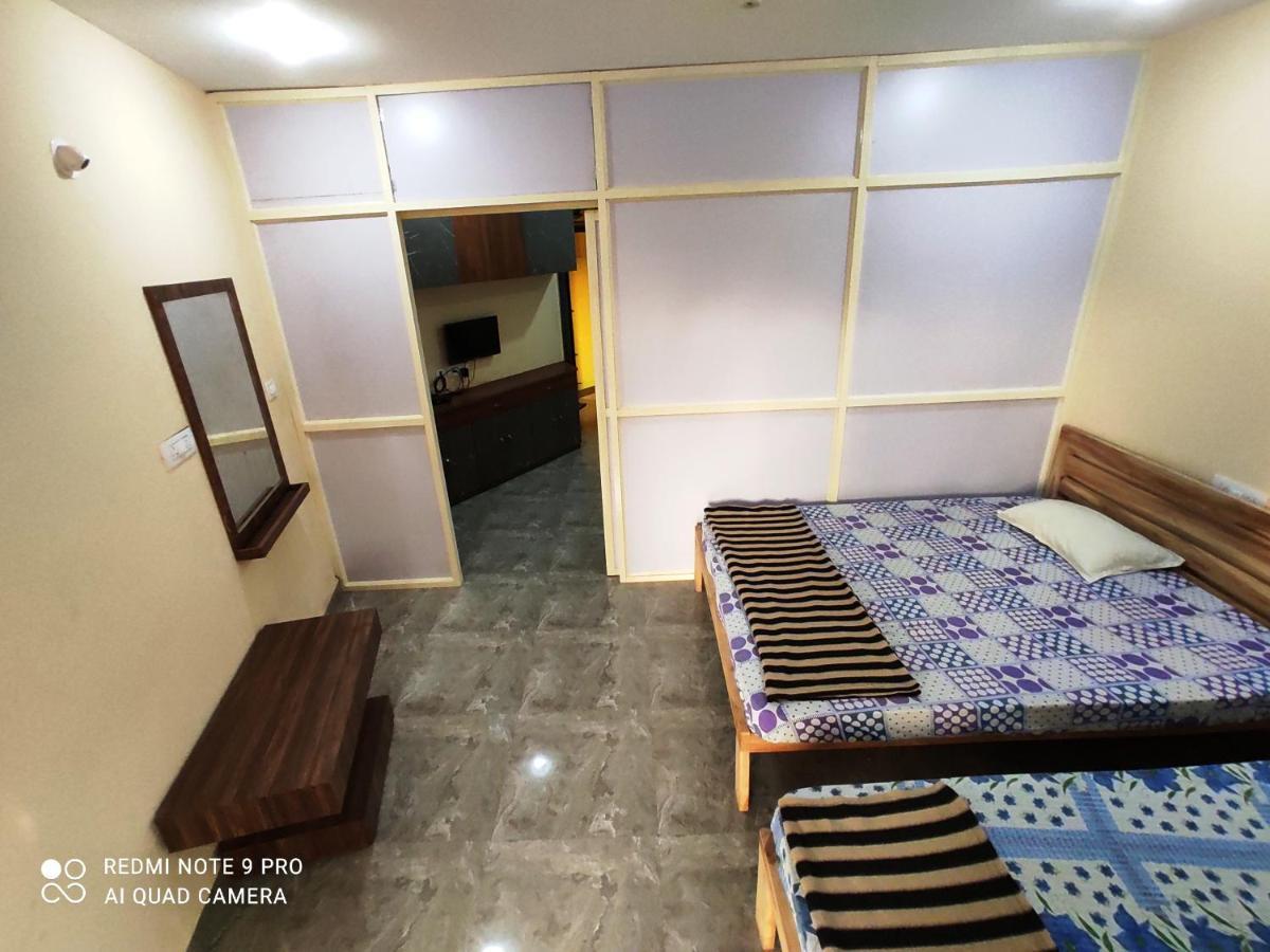 Godwill Kimo Guest House Seraulim 马尔冈 外观 照片