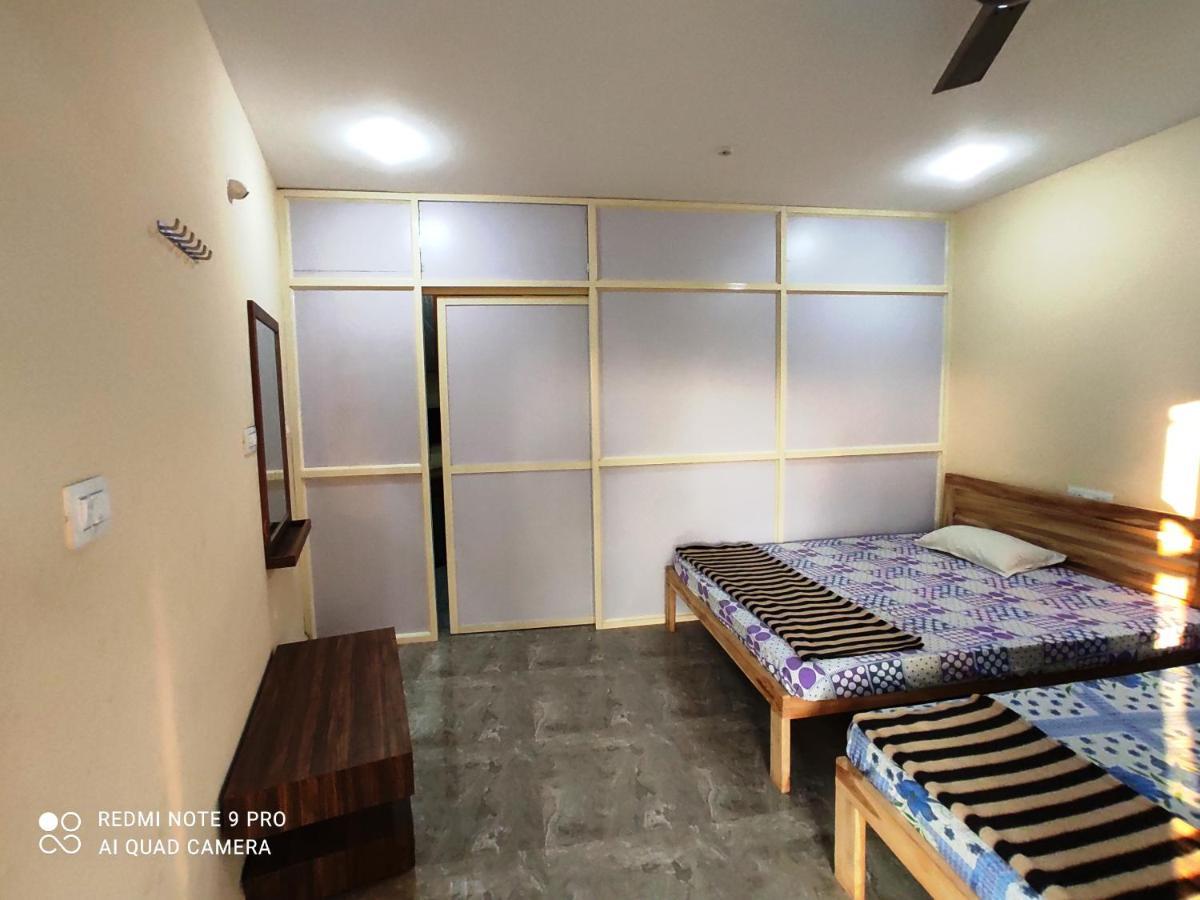 Godwill Kimo Guest House Seraulim 马尔冈 外观 照片