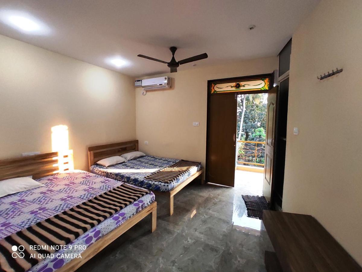 Godwill Kimo Guest House Seraulim 马尔冈 外观 照片