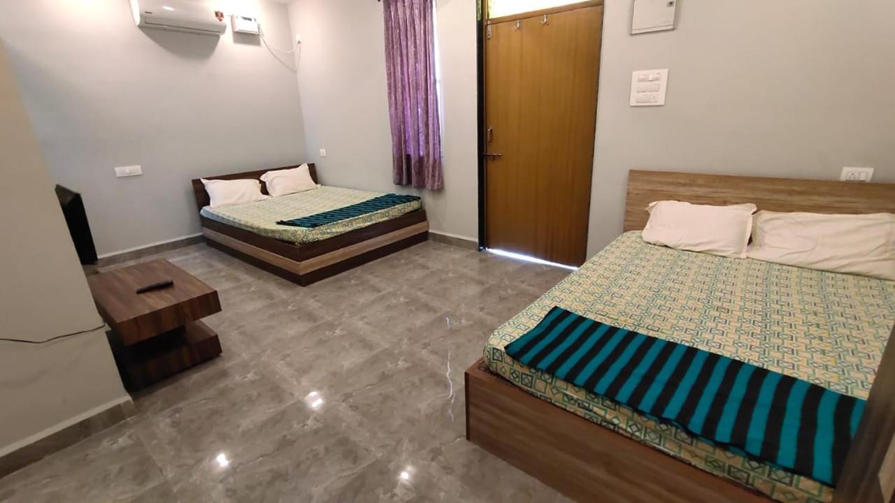 Godwill Kimo Guest House Seraulim 马尔冈 外观 照片