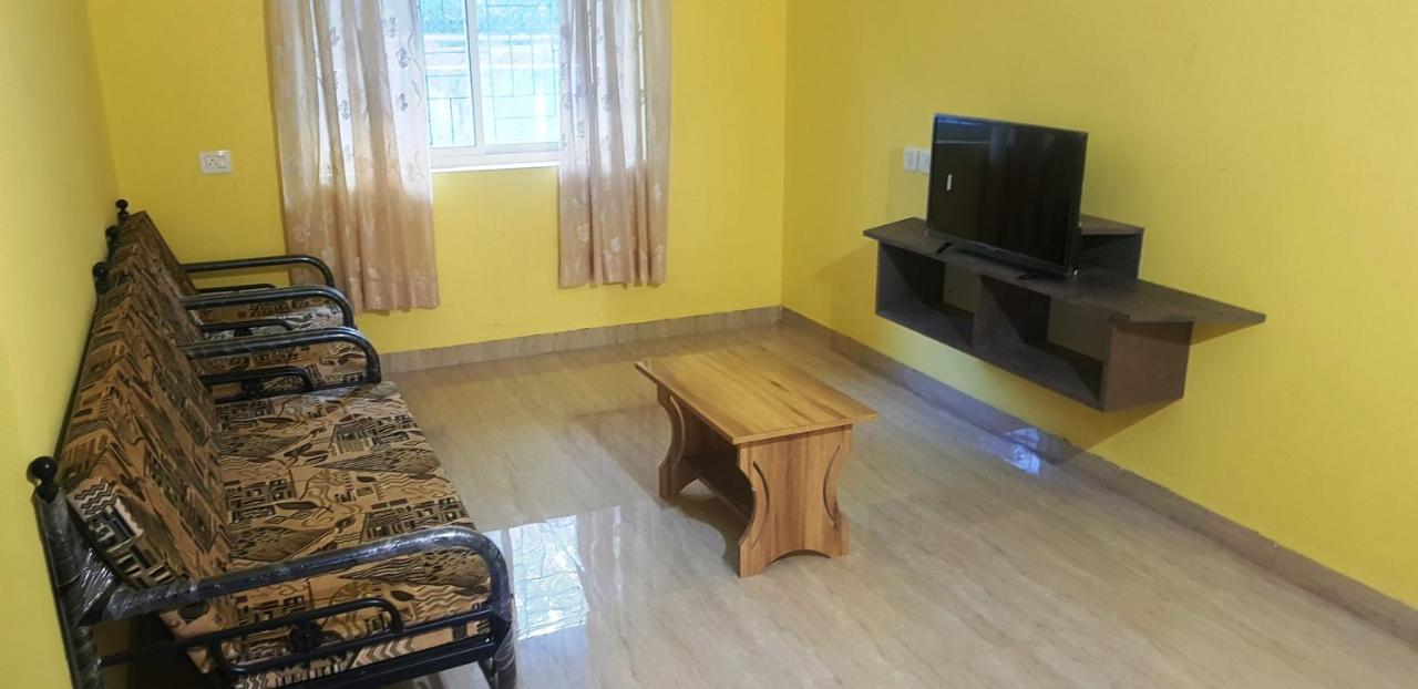 Godwill Kimo Guest House Seraulim 马尔冈 外观 照片