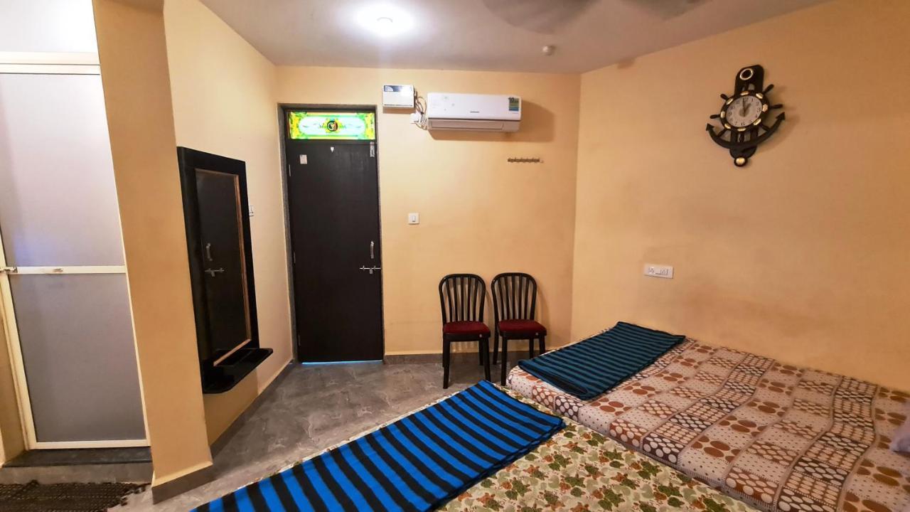 Godwill Kimo Guest House Seraulim 马尔冈 外观 照片