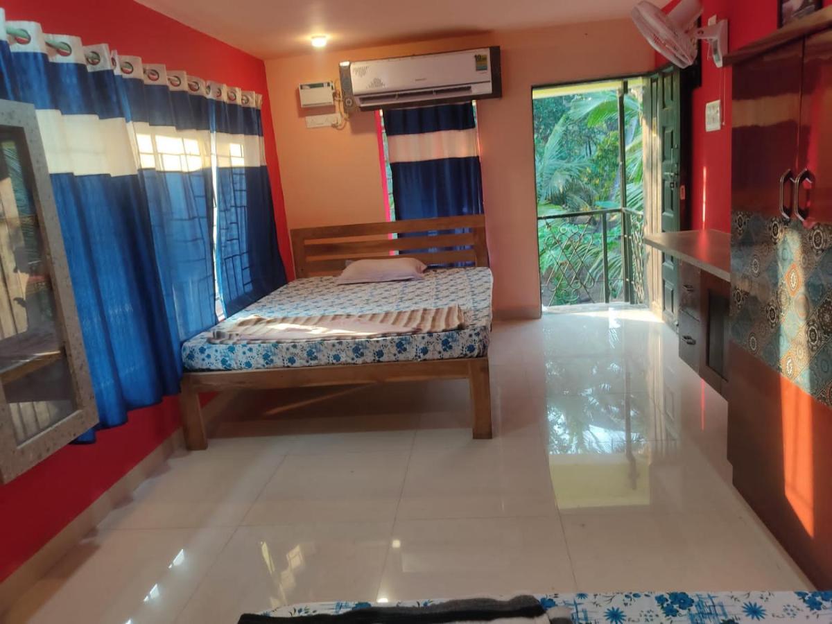 Godwill Kimo Guest House Seraulim 马尔冈 外观 照片