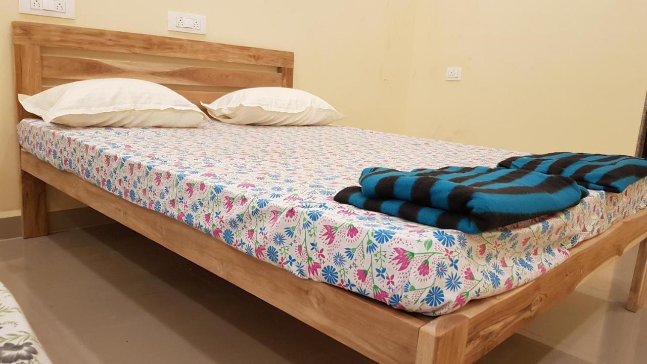 Godwill Kimo Guest House Seraulim 马尔冈 外观 照片